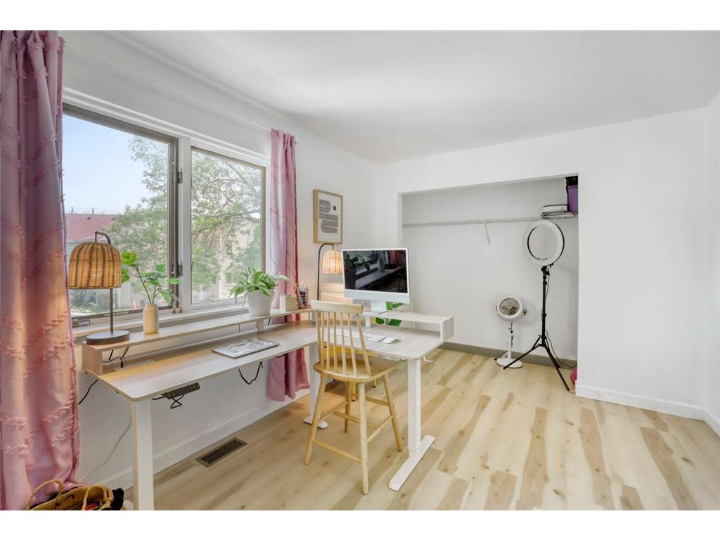 3521 Clinton Avenue Minneapolis MN 55408 7048960 image19