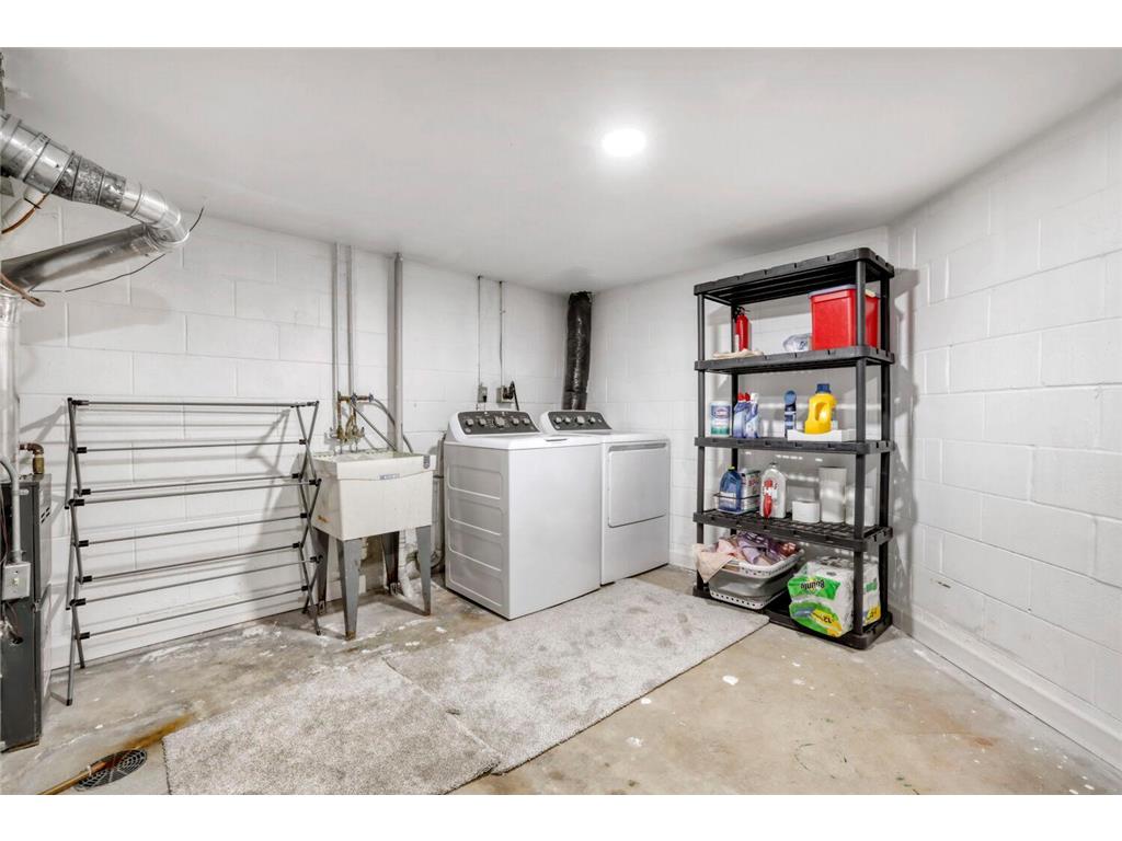 3521 Clinton Avenue Minneapolis MN 55408 7048960 image25