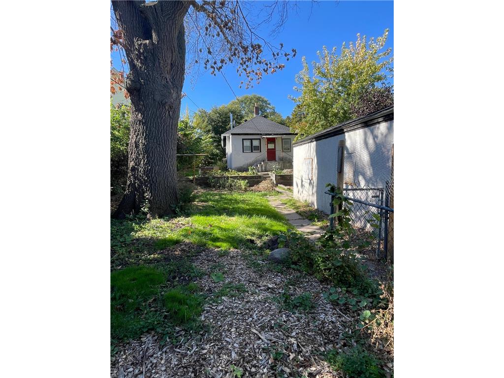 3522 Colfax Avenue N Minneapolis MN 55412 7016793 image10