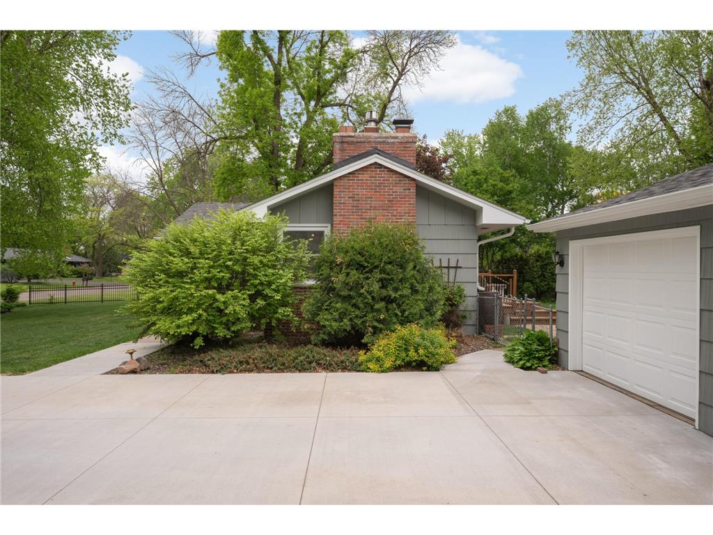 3523 Comet Lane Minnetonka MN 55345 7058301 image35