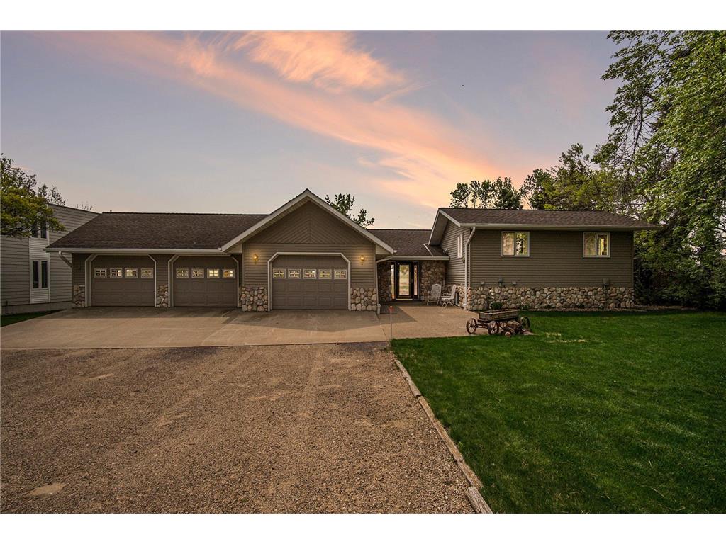 3524 Dakota Trail Gary SD 57237 - Lake Cochrane 6379964 image1
