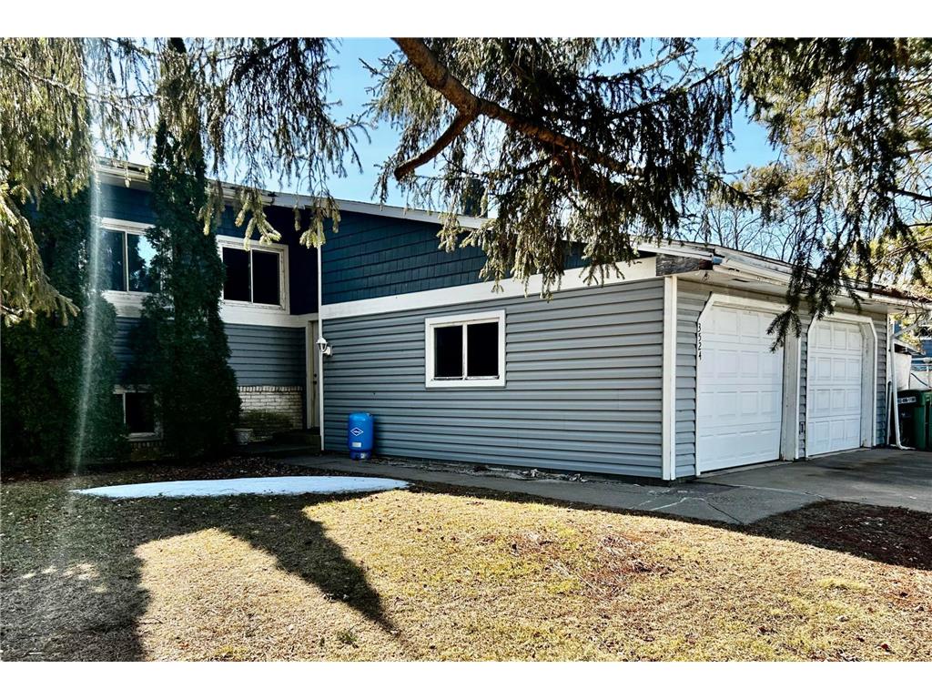 3524 Interlachen Drive NE Ham Lake MN 55304 - Coon 6685977 image1