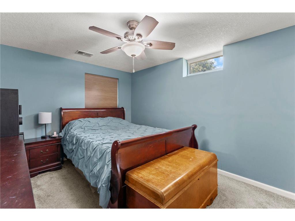 3525 Bryant Avenue Anoka MN 55303 7105673 image32