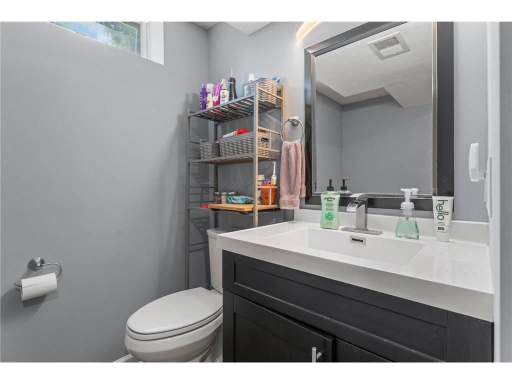 3525 Bryant Avenue Anoka MN 55303 7105673 image34