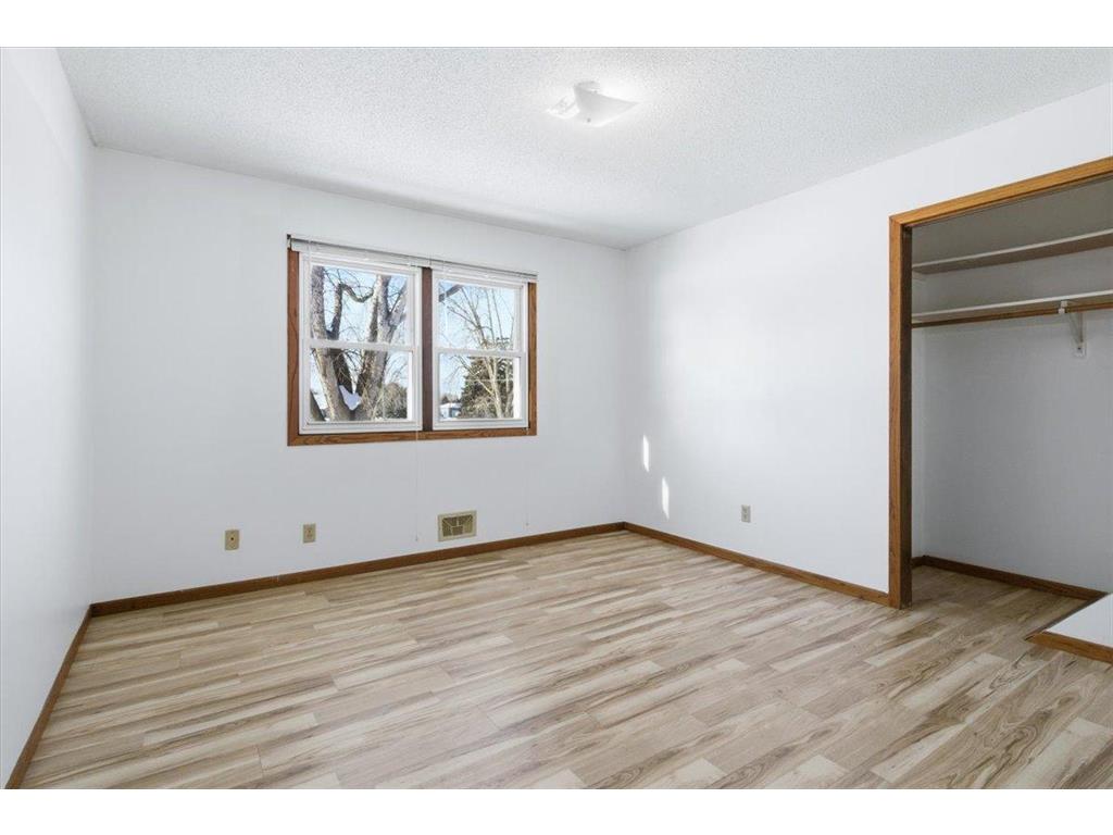 3525 Vermillion Street Hastings MN 55033 7005891 image23