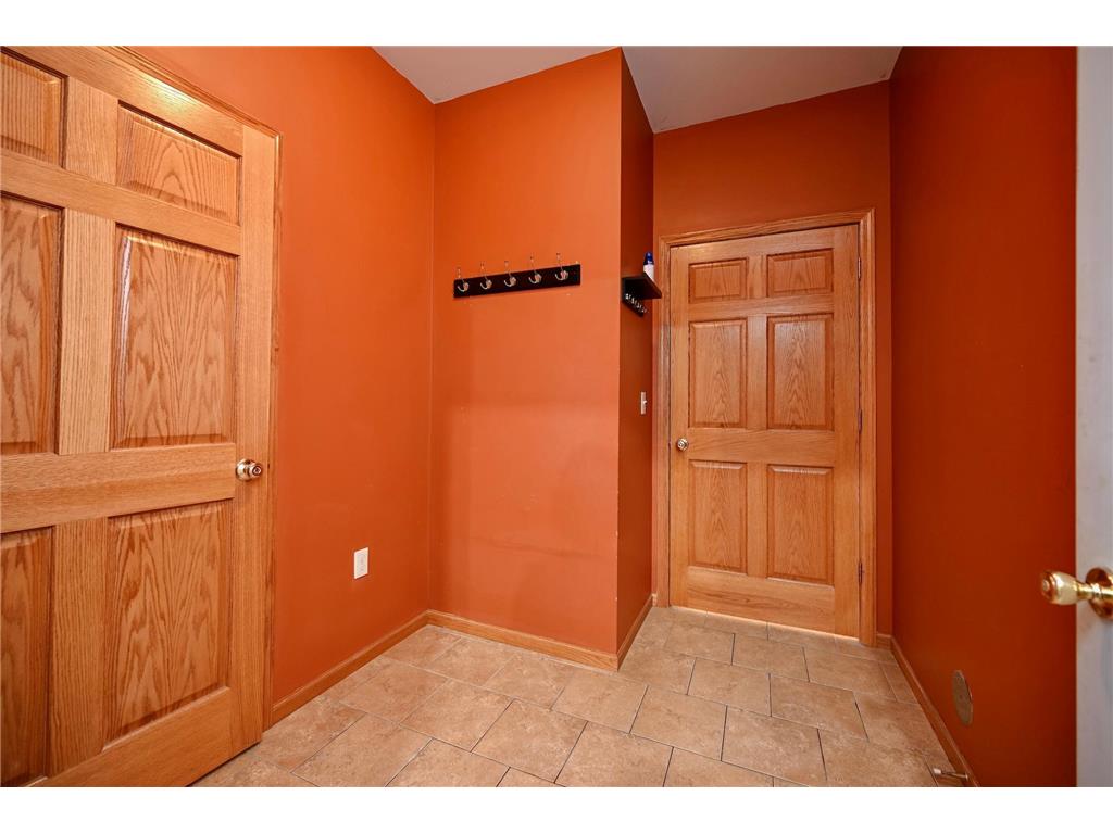 3525 W 7th Street #B Goodview MN 55987 7027860 image11
