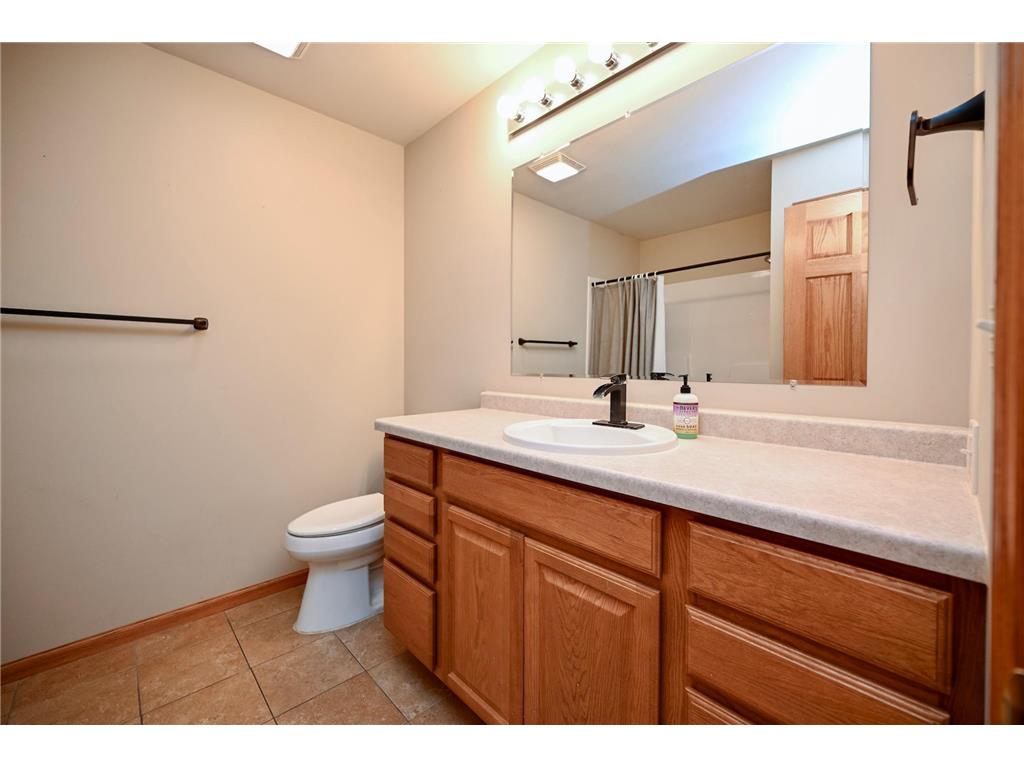 3525 W 7th Street #B Goodview MN 55987 7027860 image17