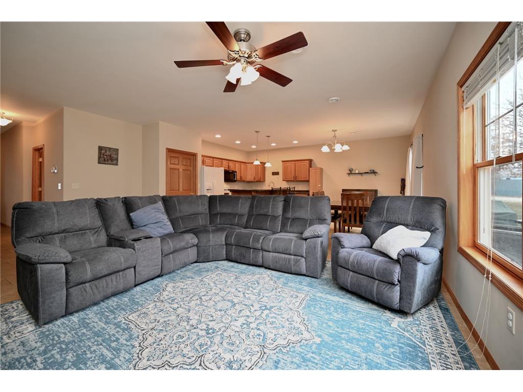 3525 W 7th Street #B Goodview MN 55987 7027860 image4