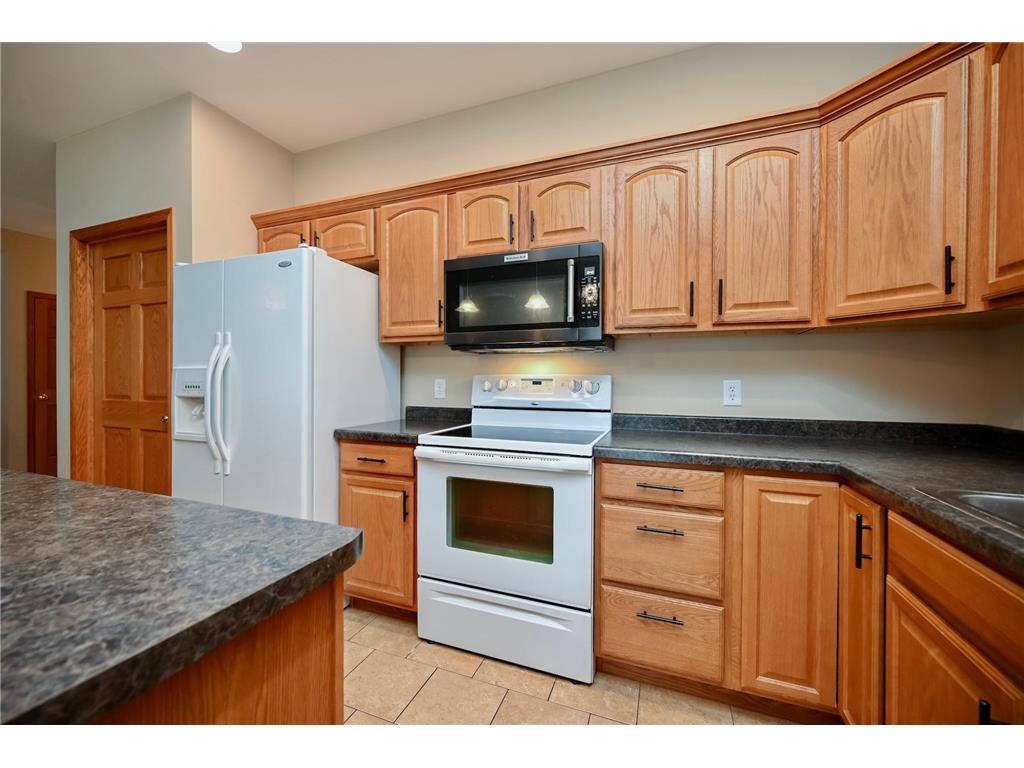 3525 W 7th Street #B Goodview MN 55987 7027860 image7