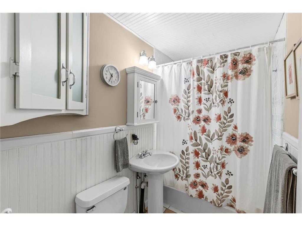 3525 White Bear Avenue N White Bear Lake MN 55110 7060036 image27