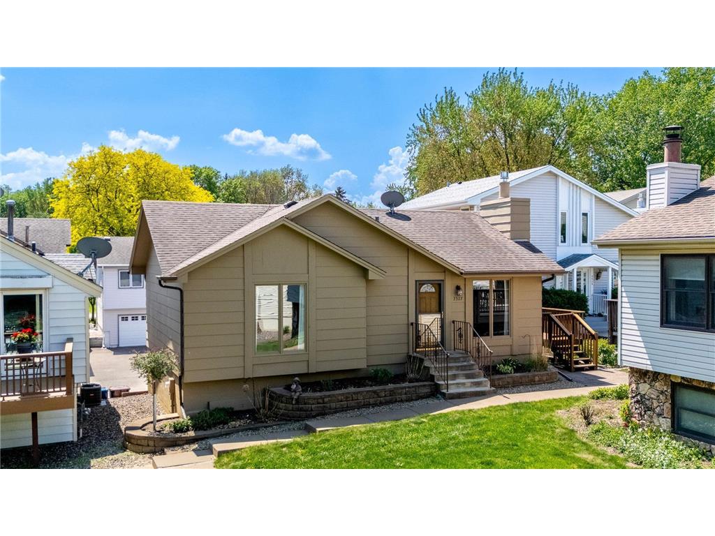 3527 Pilgrim Lane N Plymouth MN 55441 6722983 image1