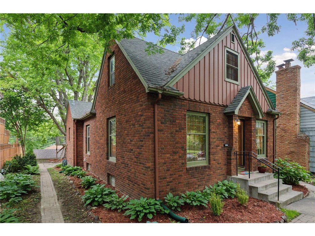3527 Queen Avenue N Minneapolis MN 55412 6724748 image1