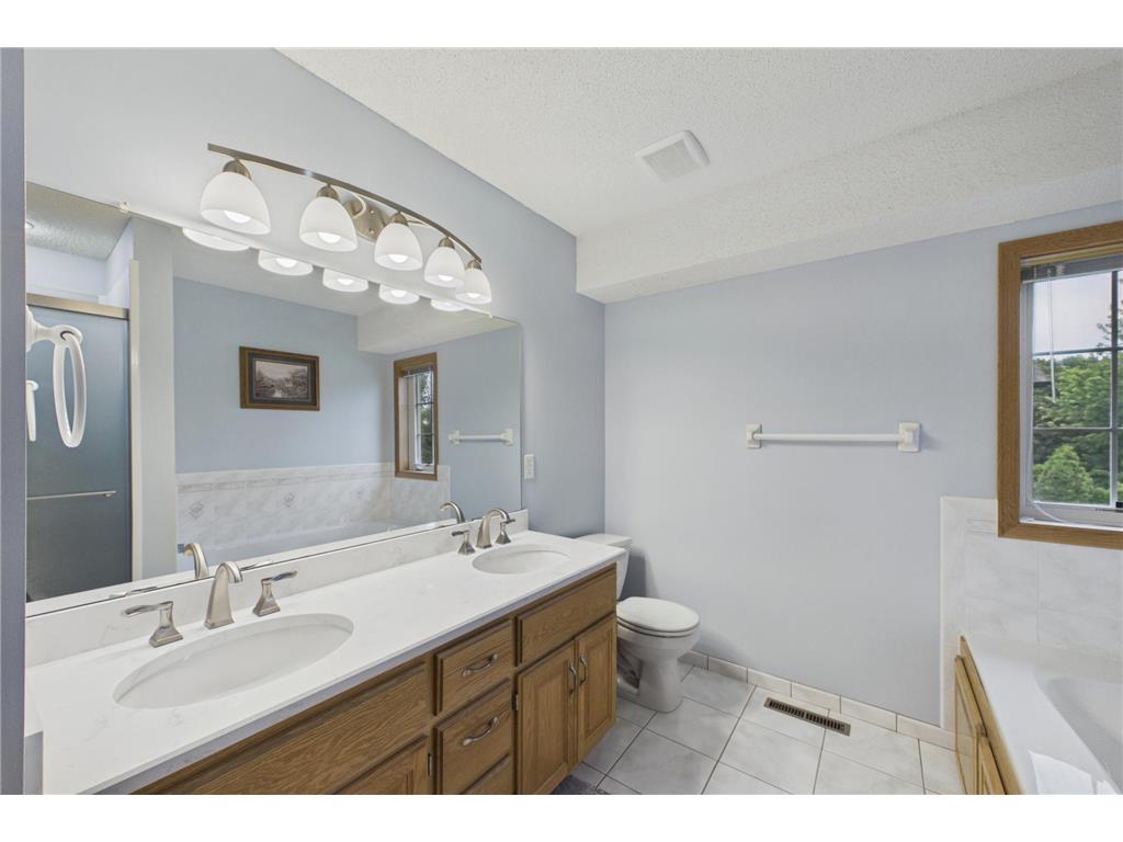3529 Rose Court N Brooklyn Park MN 55443 7088801 image16