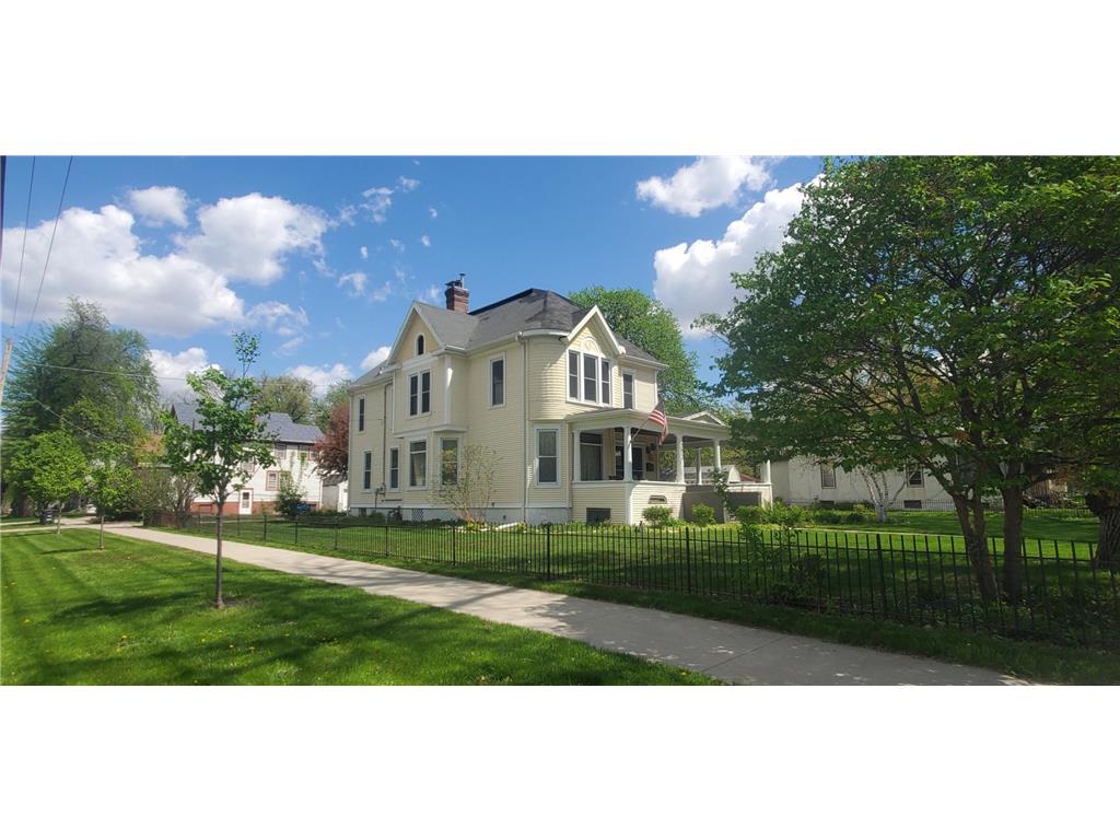 353 9 Avenue S Fargo ND 58103 7427611 image1