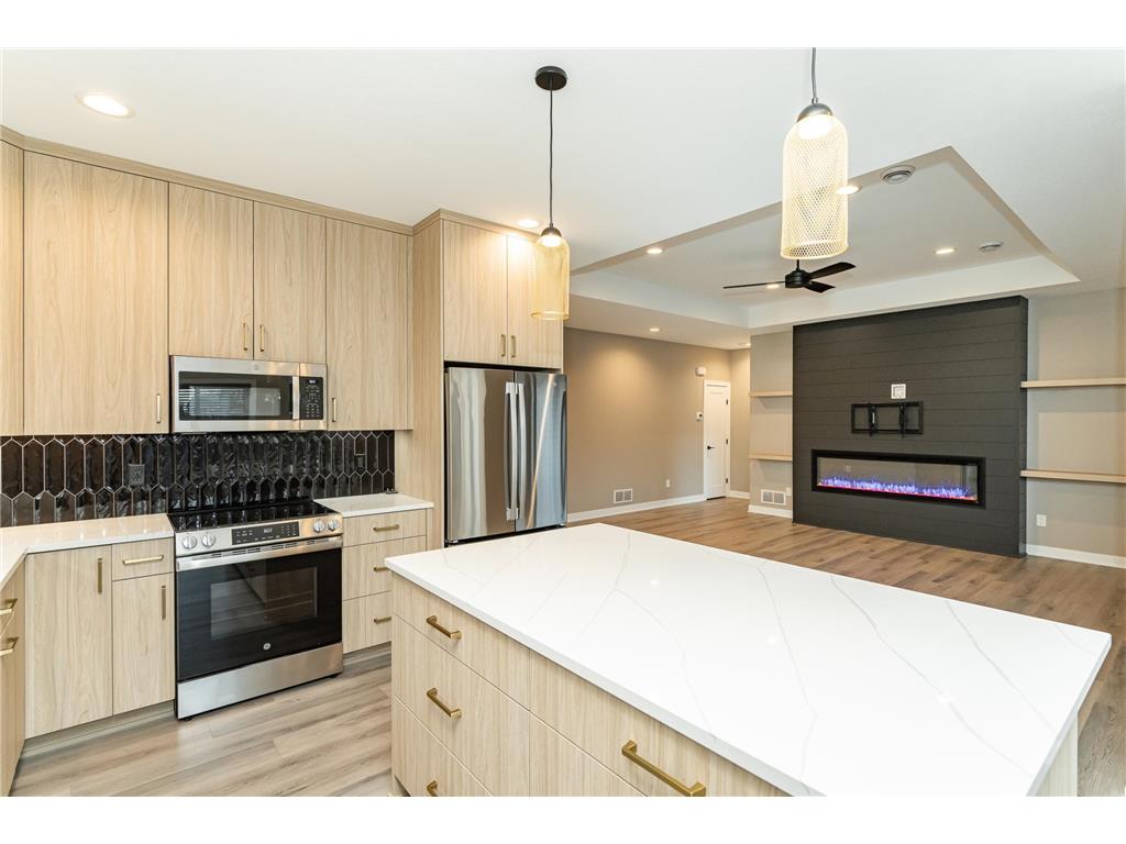 353 Spring Day Court NE Eyota MN 55934 7008944 image10