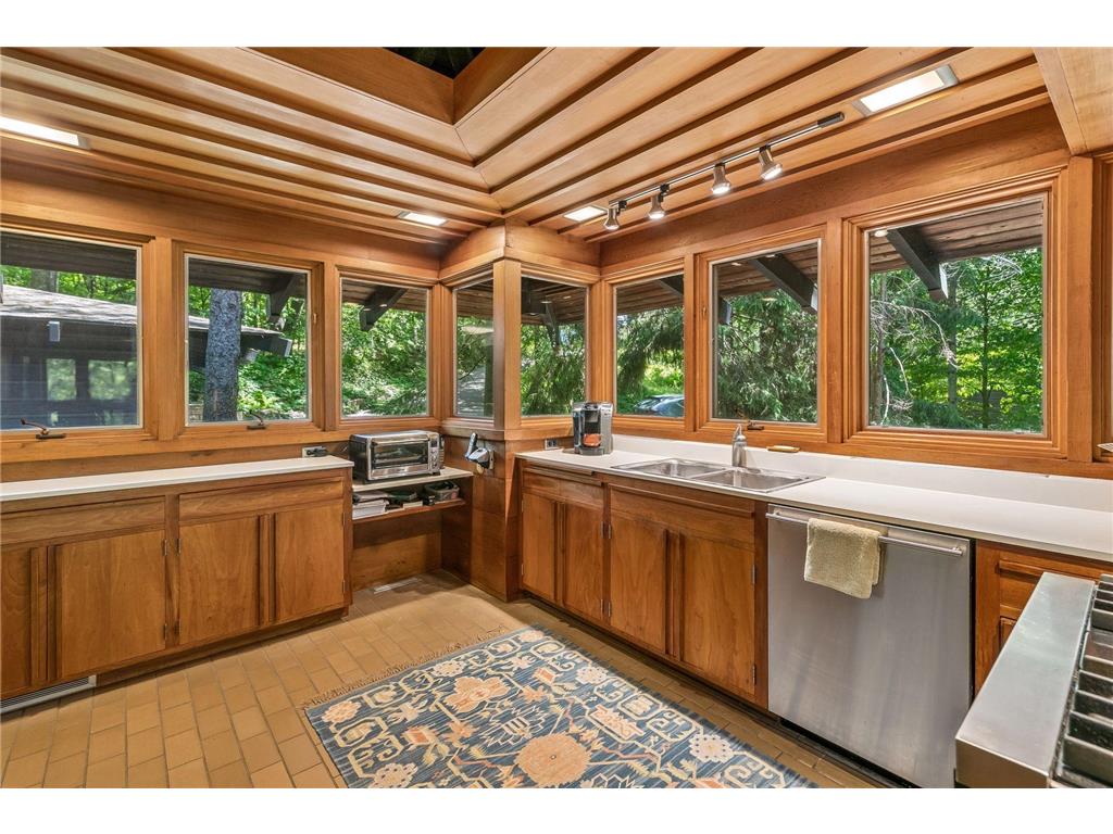 3530 Ridgewood Road Arden Hills MN 55112 - Johanna 7092068 image19