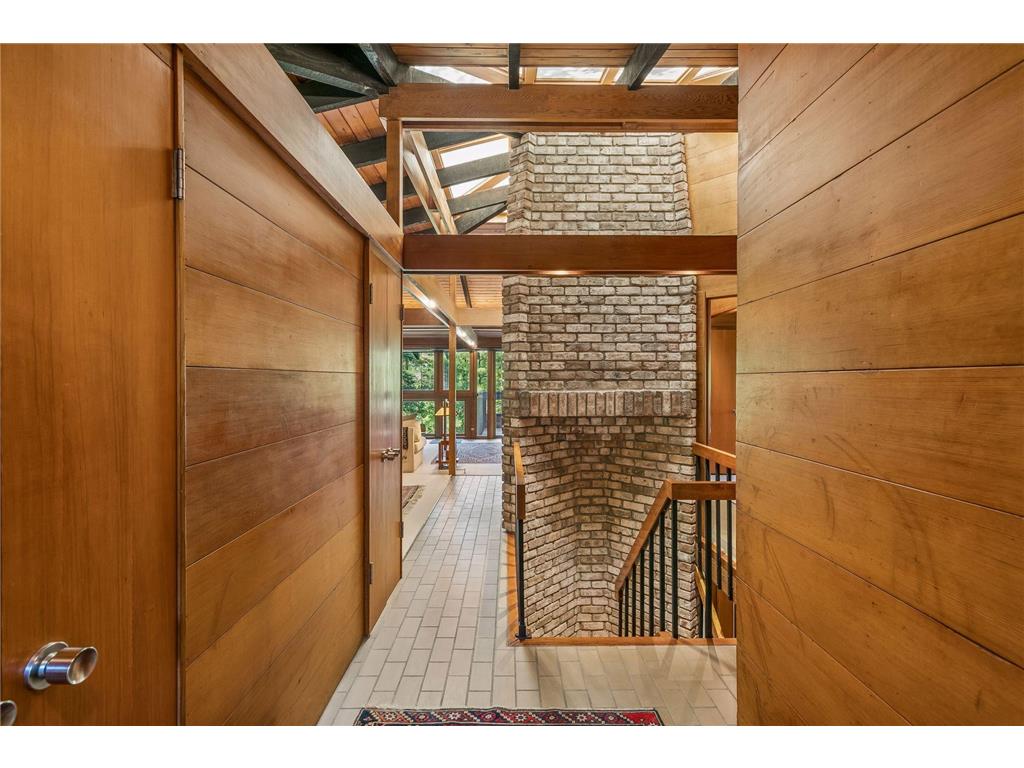 3530 Ridgewood Road Arden Hills MN 55112 - Johanna 7092068 image5
