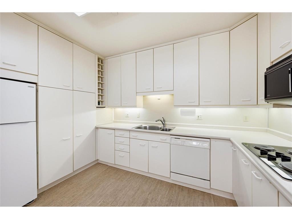 3531 Oakton Drive #2005 Minnetonka MN 55305 7071601 image19