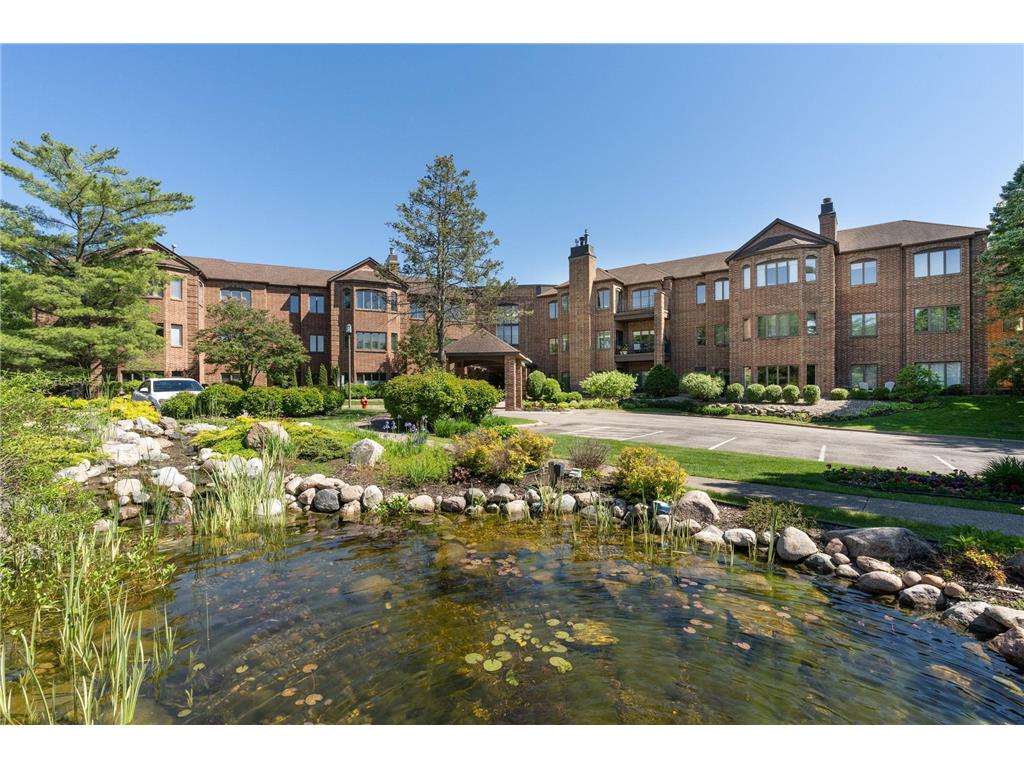 3531 Oakton Drive N #2002 Minnetonka MN 55305 6469111 image1