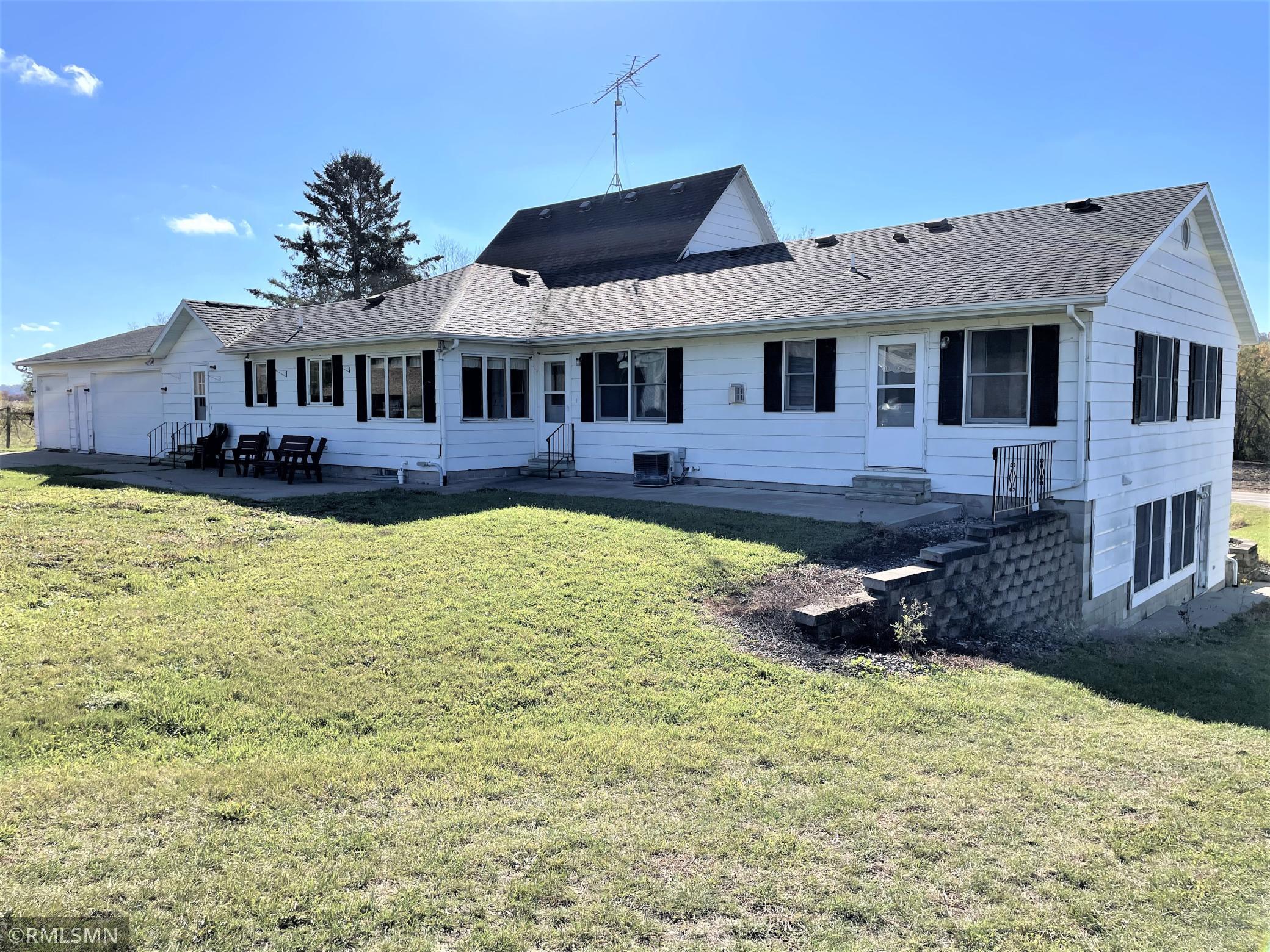 35315 County 5 Boulevard Lake City MN 55041 6122214 image1