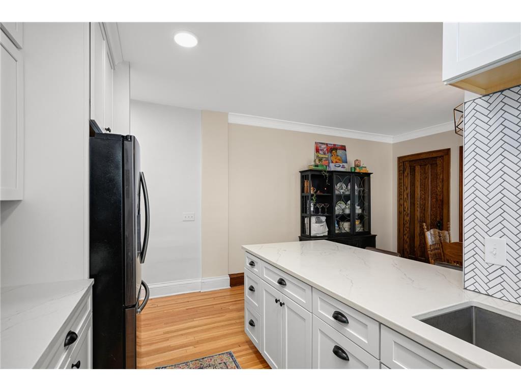3533 Pleasant Avenue #1 Minneapolis MN 55408 7071283 image16