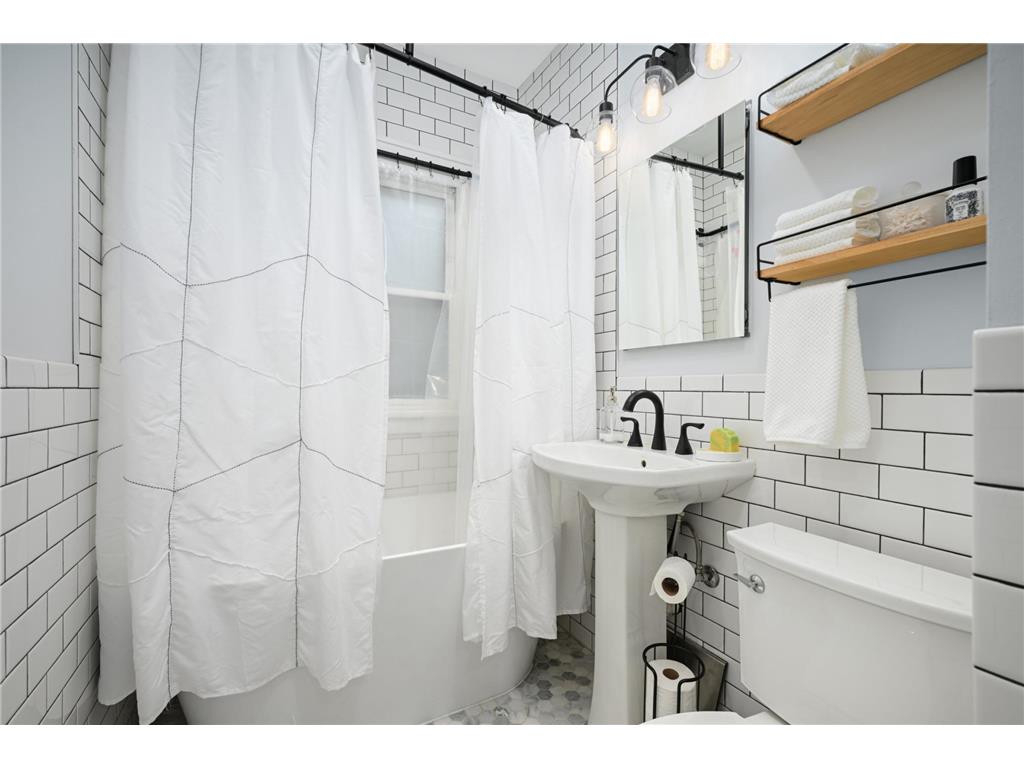 3533 Pleasant Avenue #1 Minneapolis MN 55408 7071283 image21