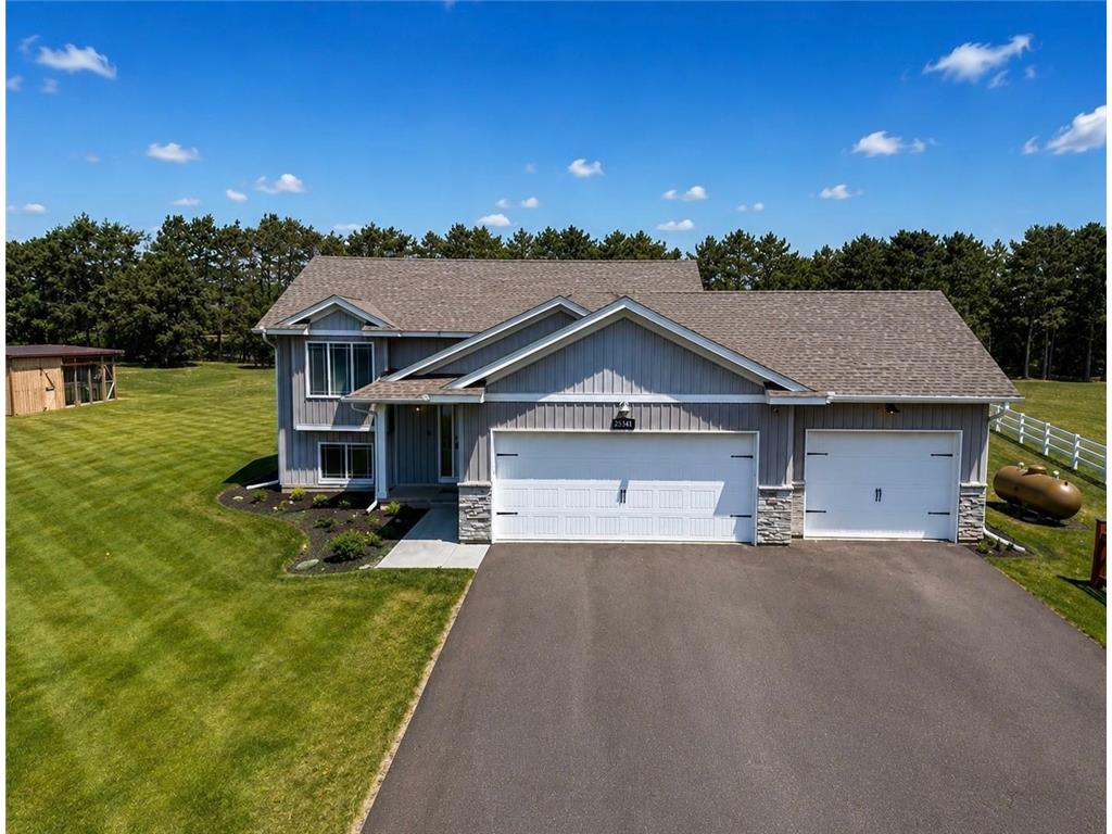 35341 Hastings Street NE Cambridge Twp MN 55008 7078214 image1