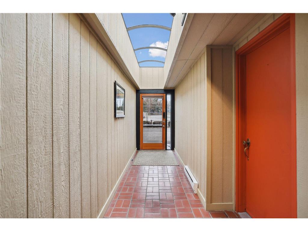 3535 37th Avenue NE Saint Anthony MN 55421 6500598 image1