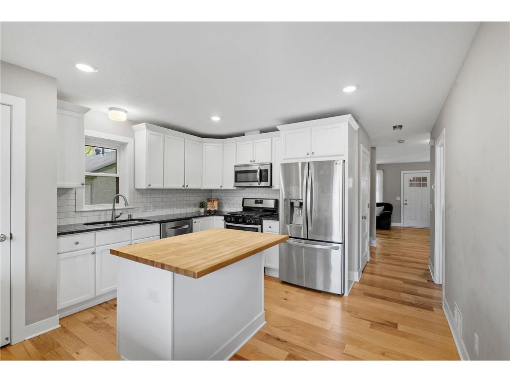 3535 McKinley Street NE Minneapolis MN 55418 7067784 image12