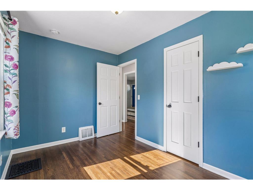 3537 Valley Street NE Minneapolis MN 55418 7071795 image13