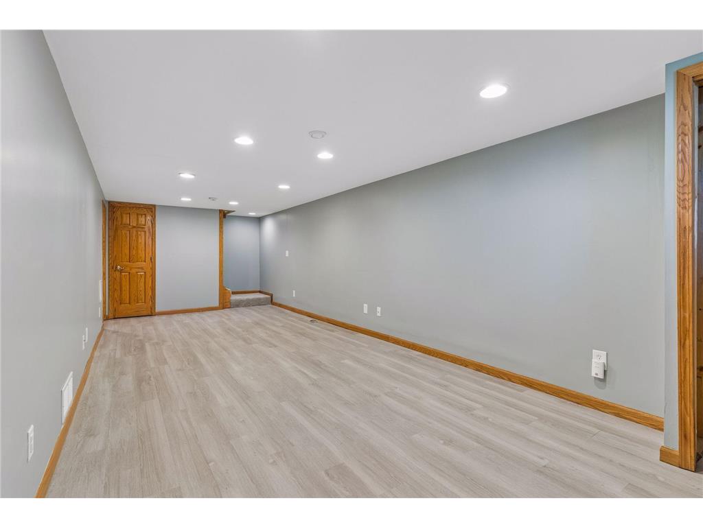 3537 Valley Street NE Minneapolis MN 55418 7071795 image17