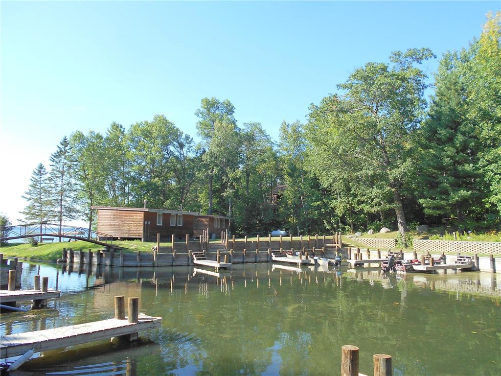  Wabedo Twp MN 56655 - Woman 7056210 image15