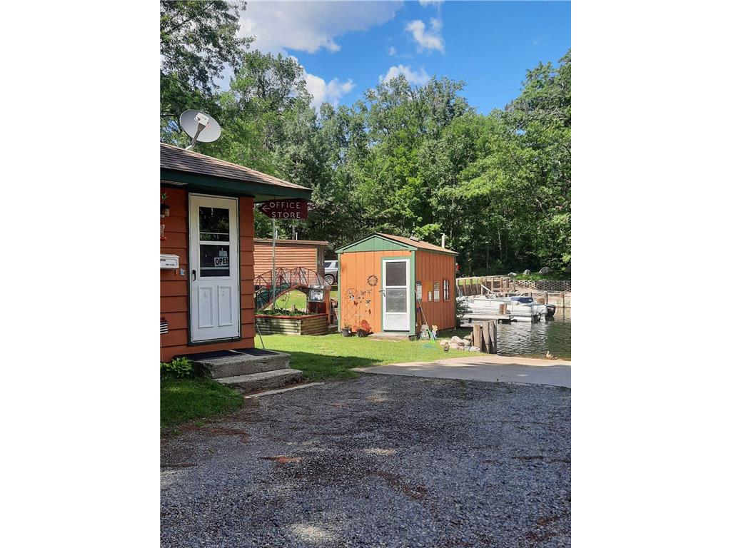  Wabedo Twp MN 56655 - Woman 7056210 image43