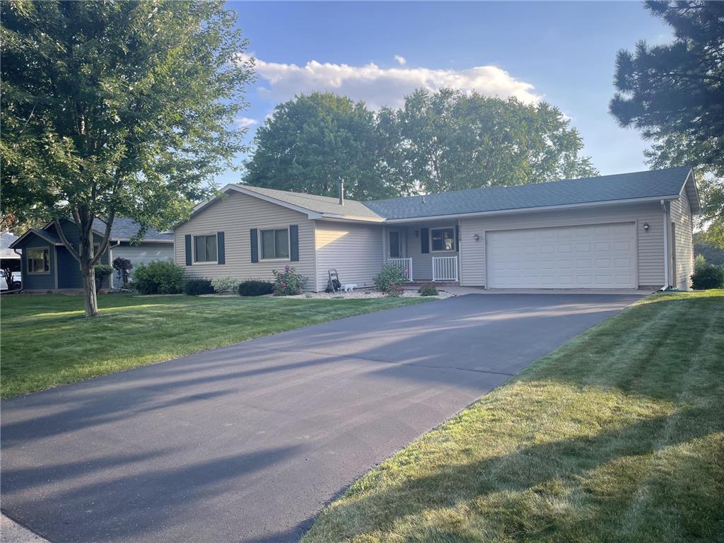 3539 Glen Oaks Avenue White Bear Lake MN 55110 - Pepper Tree Pond 6704946 image1