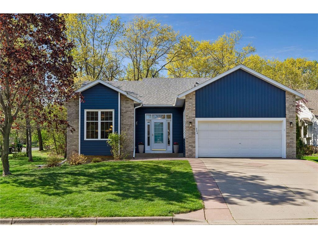 354 East Avenue Circle Mahtomedi MN 55115 7072250 image1