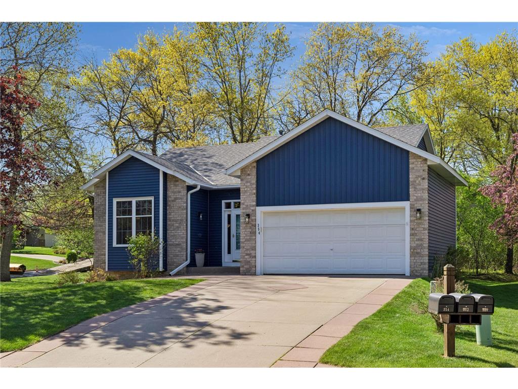 354 East Avenue Circle Mahtomedi MN 55115 7072250 image2