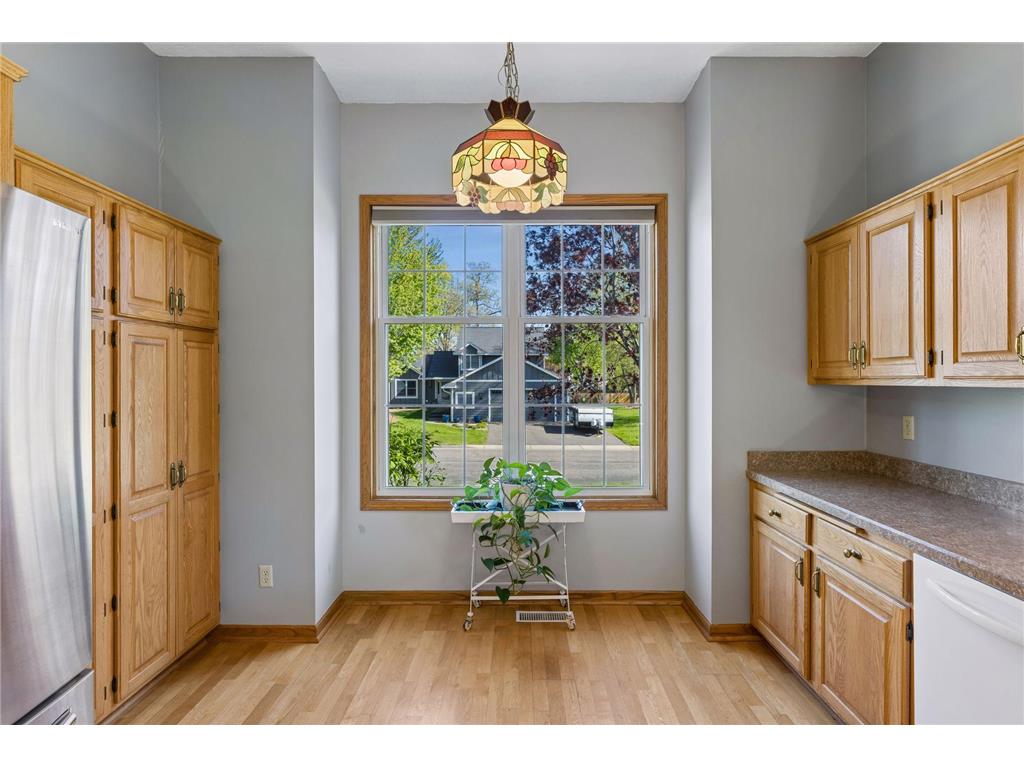 354 East Avenue Circle Mahtomedi MN 55115 7072250 image6