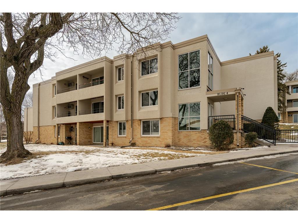 354 Elton Hills Drive NW #37 Rochester MN 55901 7017912 image1