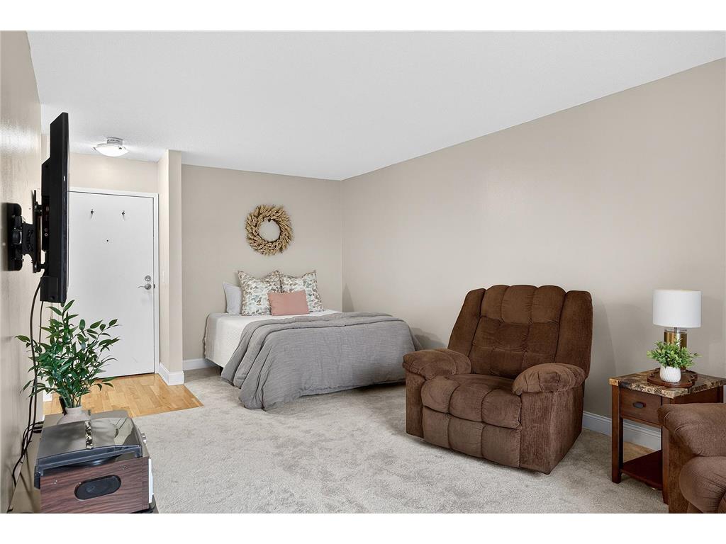3540 Hennepin Avenue #117 Minneapolis MN 55408 7084167 image4