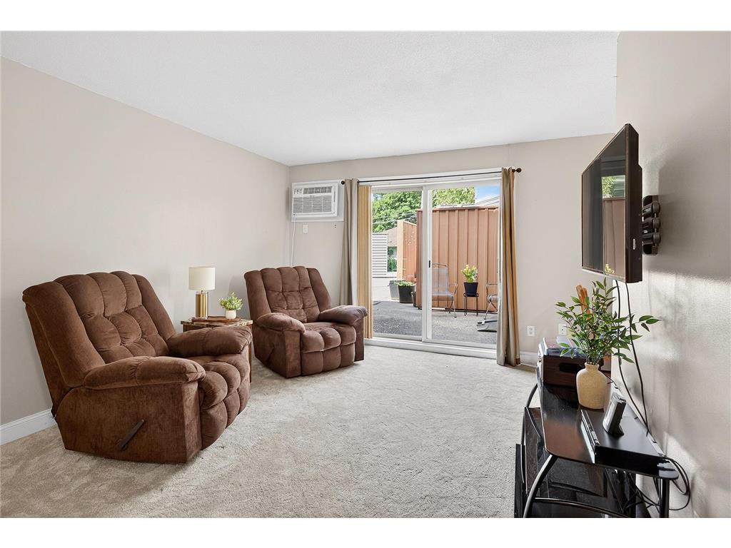3540 Hennepin Avenue #117 Minneapolis MN 55408 7084167 image5