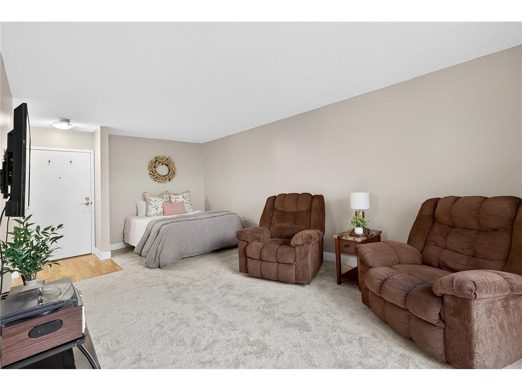 3540 Hennepin Avenue #117 Minneapolis MN 55408 7084167 image6