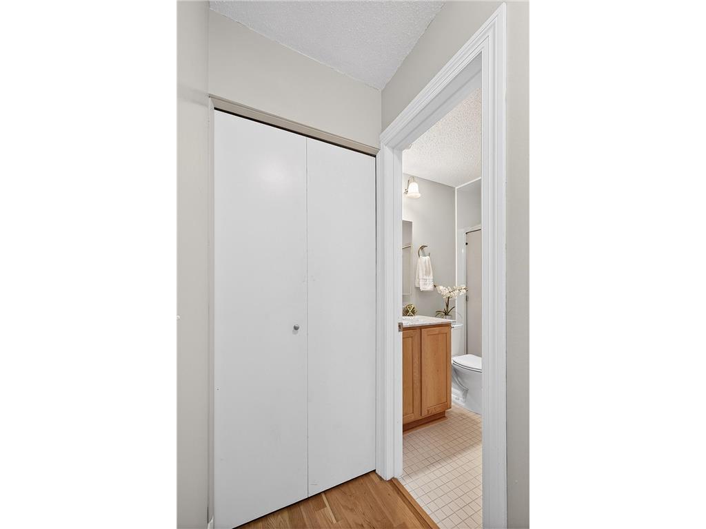 3540 Hennepin Avenue #117 Minneapolis MN 55408 7084167 image9