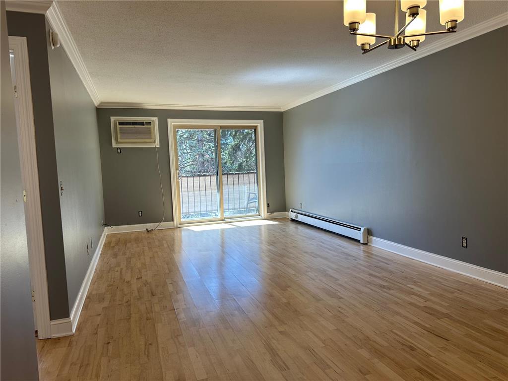 3540 Hennepin Avenue #202 Minneapolis MN 55408 7043980 image11