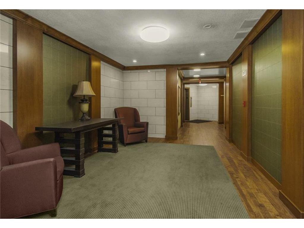 3540 Hennepin Avenue #202 Minneapolis MN 55408 7043980 image5