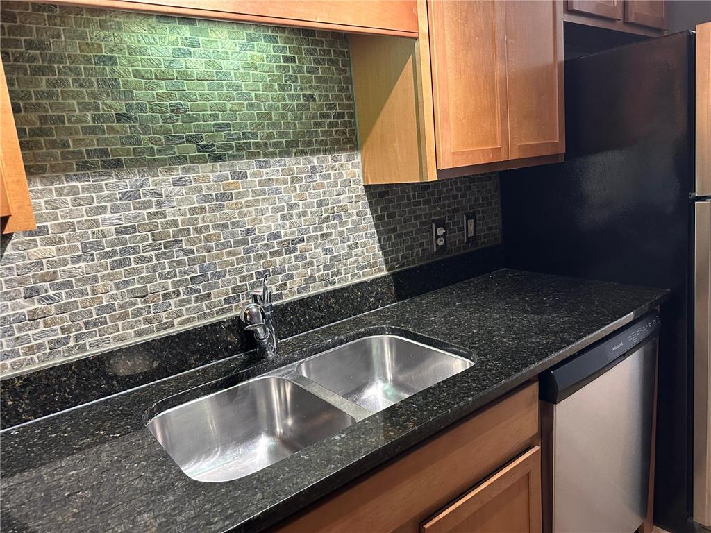 3540 Hennepin Avenue #202 Minneapolis MN 55408 7043980 image8
