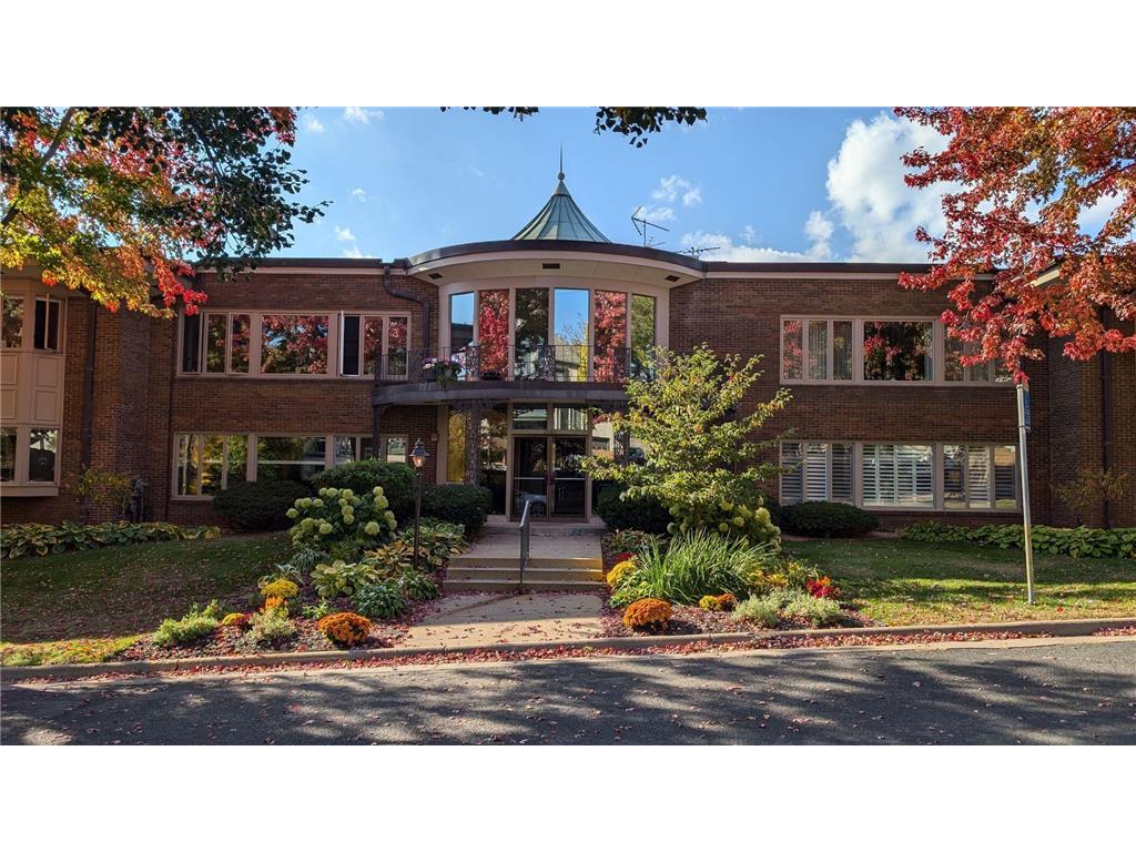 3540 James Avenue S #205 Minneapolis MN 55408 - Bde Maka Ska 6637412 image1