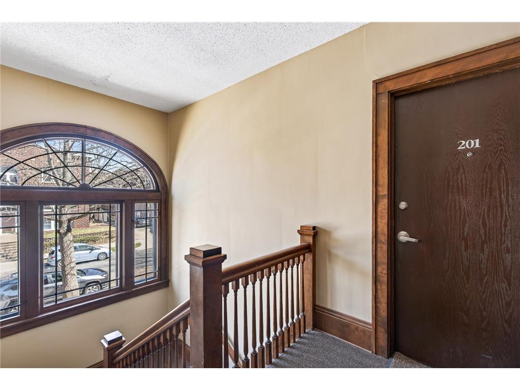3542 Emerson Avenue S #201 Minneapolis MN 55408 7042916 image3