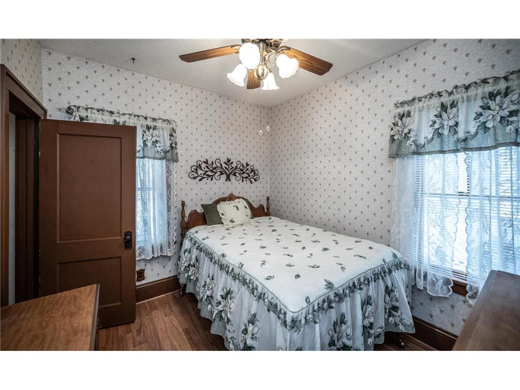 3543 Queen Avenue N Minneapolis MN 55412 7030764 image16