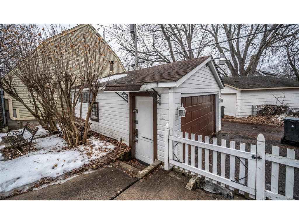 3543 Queen Avenue N Minneapolis MN 55412 7030764 image8