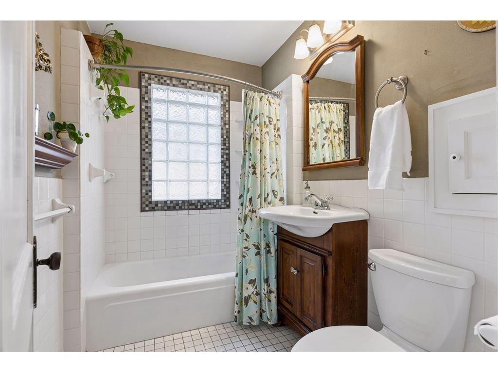 3545 18th Avenue S Minneapolis MN 55407 7063149 image16